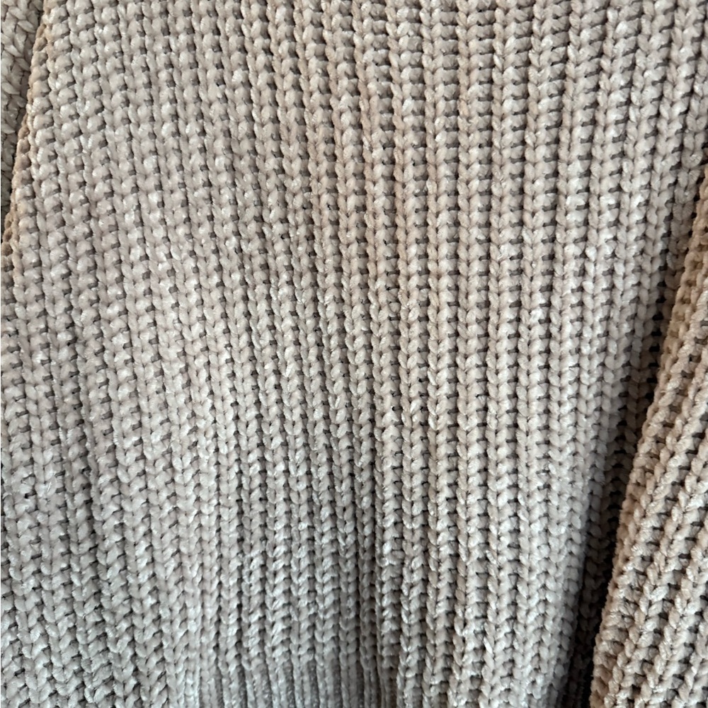 Vici Textured Cream Knit Sweater - Picture 4 of 4